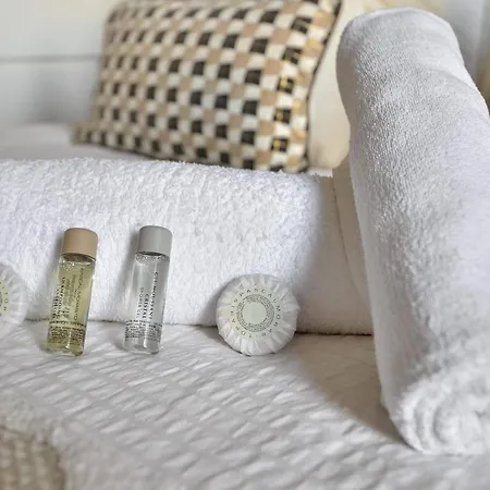 Elegant And Comfortable Near Montmartre - Welkeys * París